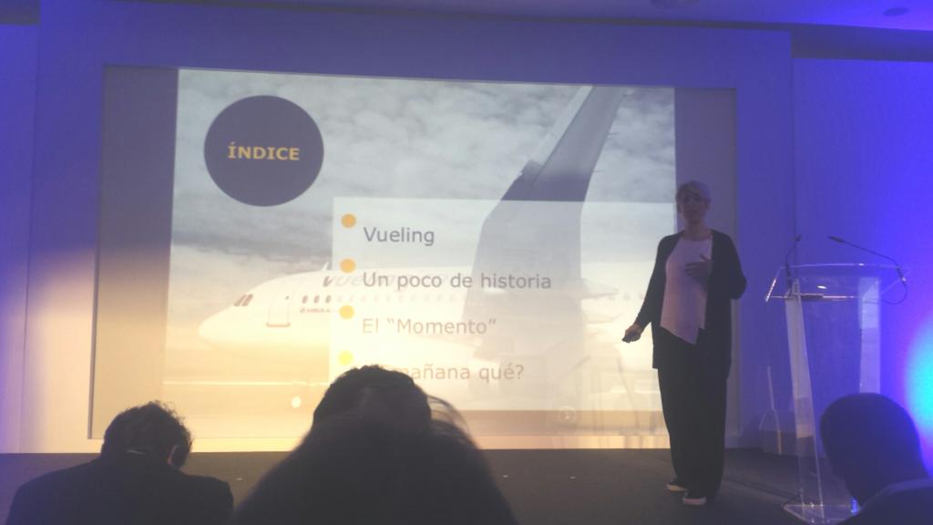 DionisG's tweet image. Genial! el speech de @marionbauer sobre cómo @vueling está apostando por el móvil en  #PureMobile2015 de @mma_spain