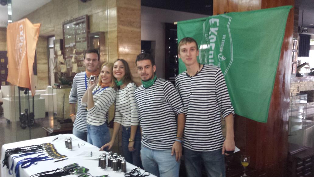 Ecolivum's tweet photo. Embarcando a los #PremiosCMKM con unos grumetes de lujo, los alumnos de 3°TSM de @ESICMalaga @Gemmafri @CMMalaga https://t.co/2iLV4vPW2Y