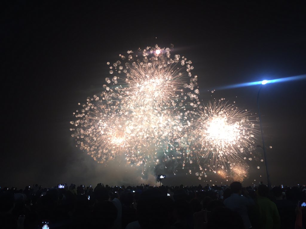 chrizzy_f's tweet photo. Successful week in Korea, Singapore tomorrow. #penpushing https://t.co/F7AWfPnZ5I