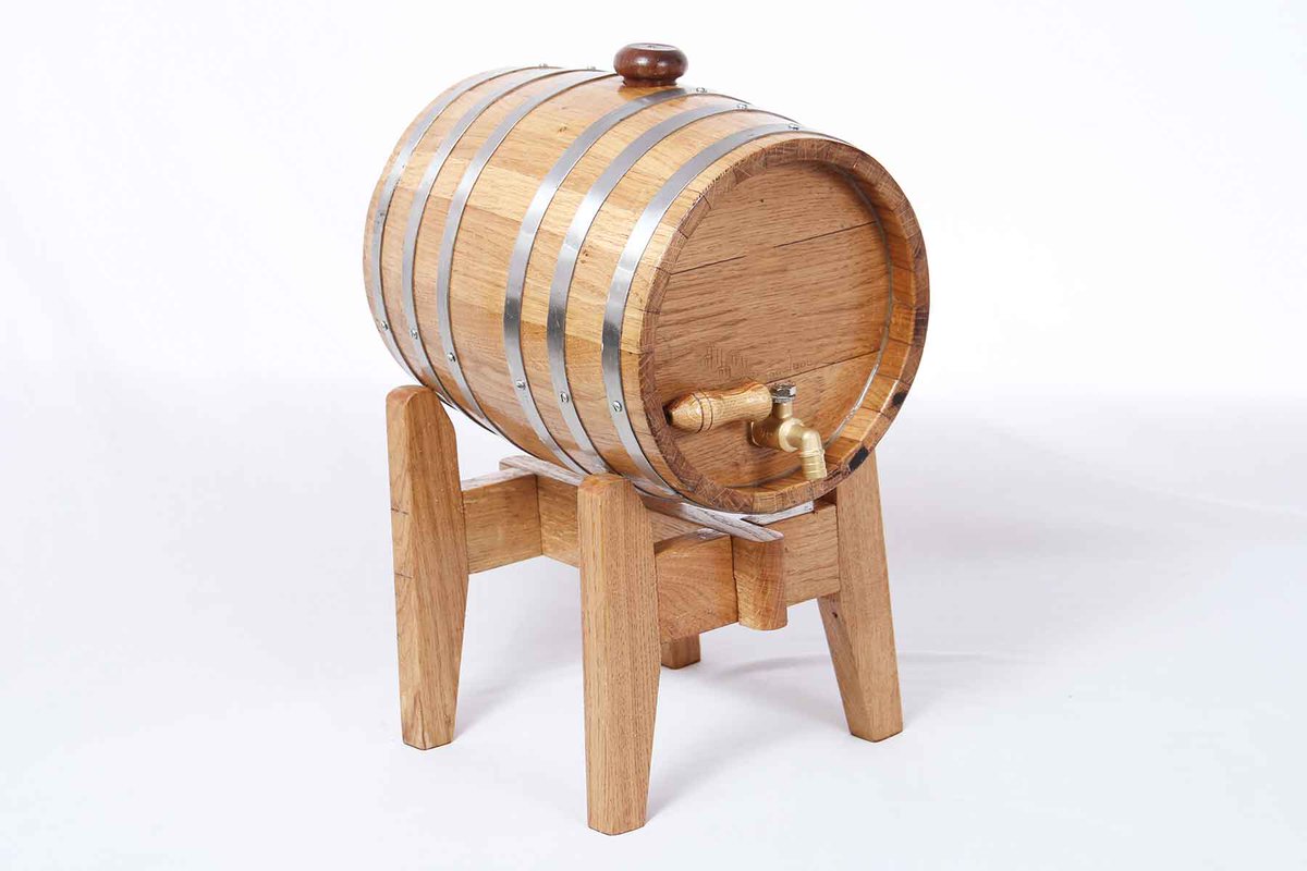 CatchCustomised's tweet image. Oak Wood Aging Barrels 5lt. Dispenser.
#wooddenbarrel #bar #accessories #dispenser #drinks
Rs 6690/- cont-9910906087
