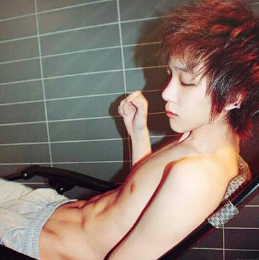 imyssaverdejo's tweet photo. "@CardingRomo: Nakikisabay lang sa kainitan ng klima natin. https://t.co/kzGMWu9CYn" Geeezz! Hotness overload