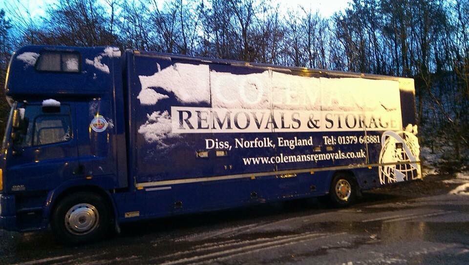 Bit cold this morning #removals #overseas #2pairsofsocks