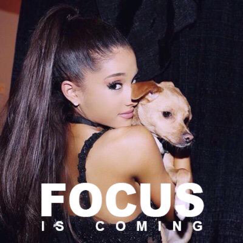 Sean45865850's tweet photo. @ArianaGrande #3daysTilFocus it is gonna be #2DaysUntilFocus in a few hours 😱😱😱😱 https://t.co/fkaEYmypAZ
