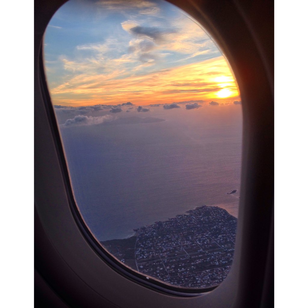 froufroubv's tweet photo. Αθήνα-Ζυρίχη #ffbvgoestochicago #awesome #ffbv https://t.co/GIk8kvy2Mx