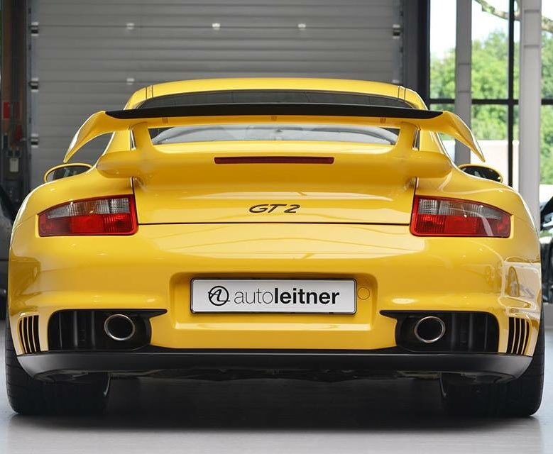 OnlyCarrera's tweet photo. Bad ass #porsche #gt2 #997 #997gt2 #rennsport #yellow #iconic #forsale at #autoleitner #autogespot #blacklist #dupo… https://t.co/Z9ZhdWaJLM
