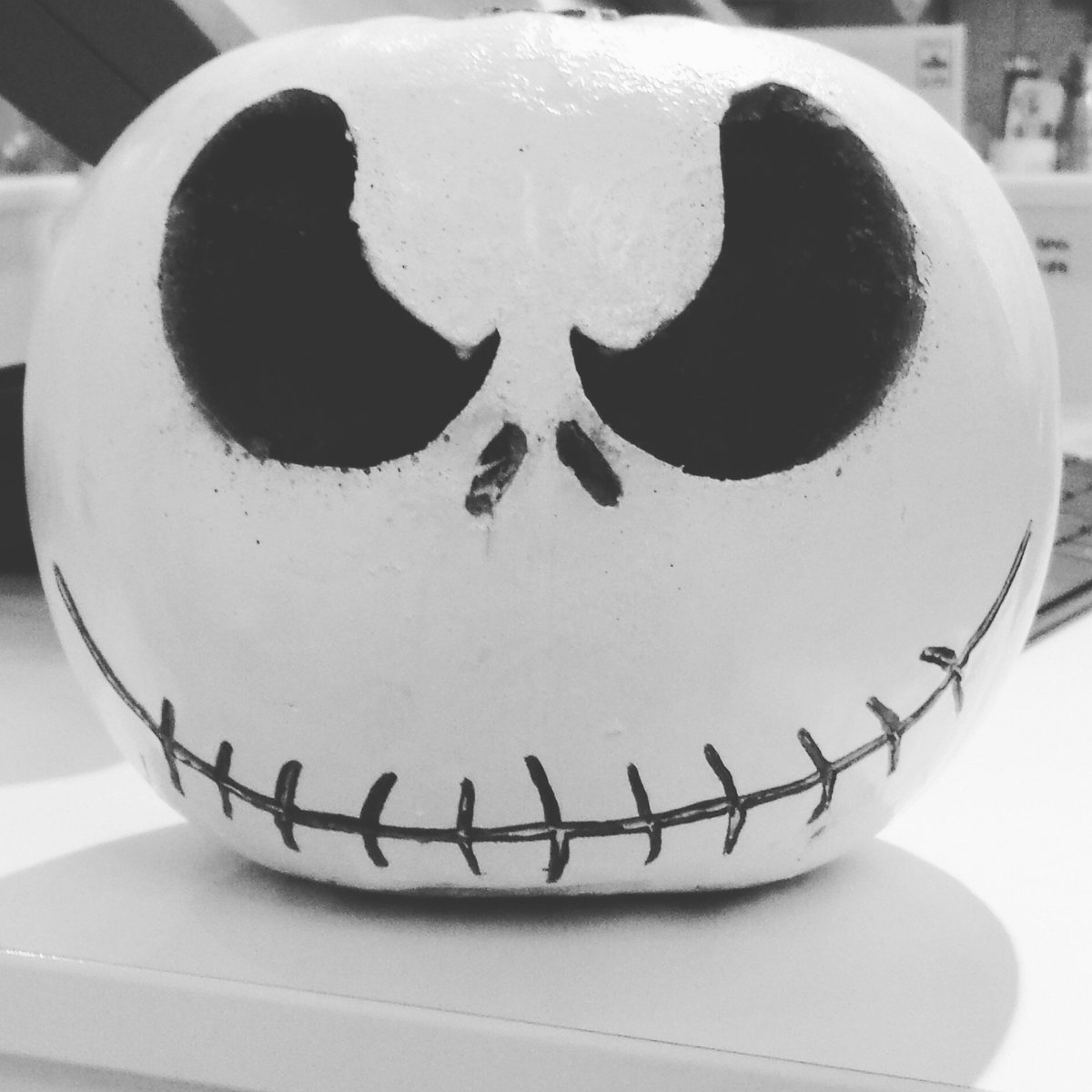 tinc_windsor's tweet photo. Tinc has gone all spooky for Halloween !!!! #spooky #tincwindsor #halloween #pumpkin #british https://t.co/csD6PSKBAr