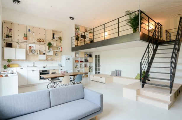CarolineDyen's tweet photo. #Design Une ancienne école, transformée en 10 appartements. Visite. #interior https://t.co/CWnIEnPFfq https://t.co/erPTSy4FMU