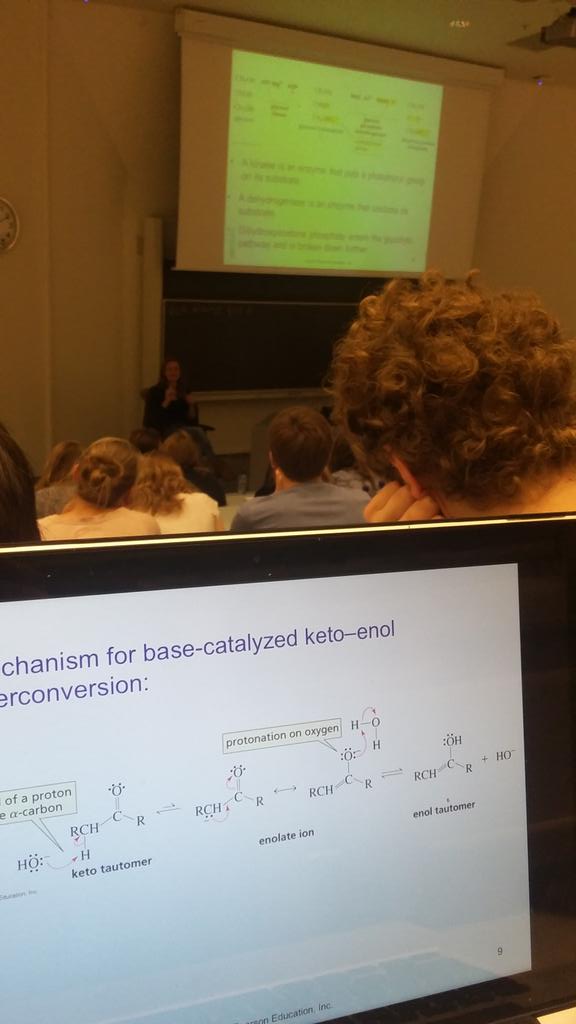 Na een week trainen in Geisingen en de marathonstart weer diep concentreren om het college te begrijpen.  #HVH