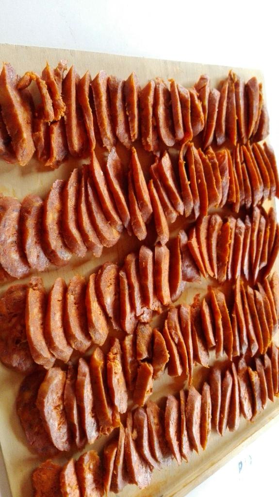 Iciar_Garciaa's tweet photo. La OMS alerta de que comer chorizo es cancerígeno... Pues en @MaimonaFest vivimos al limite. ¡Nos encanta! https://t.co/0FVHkdmjz0