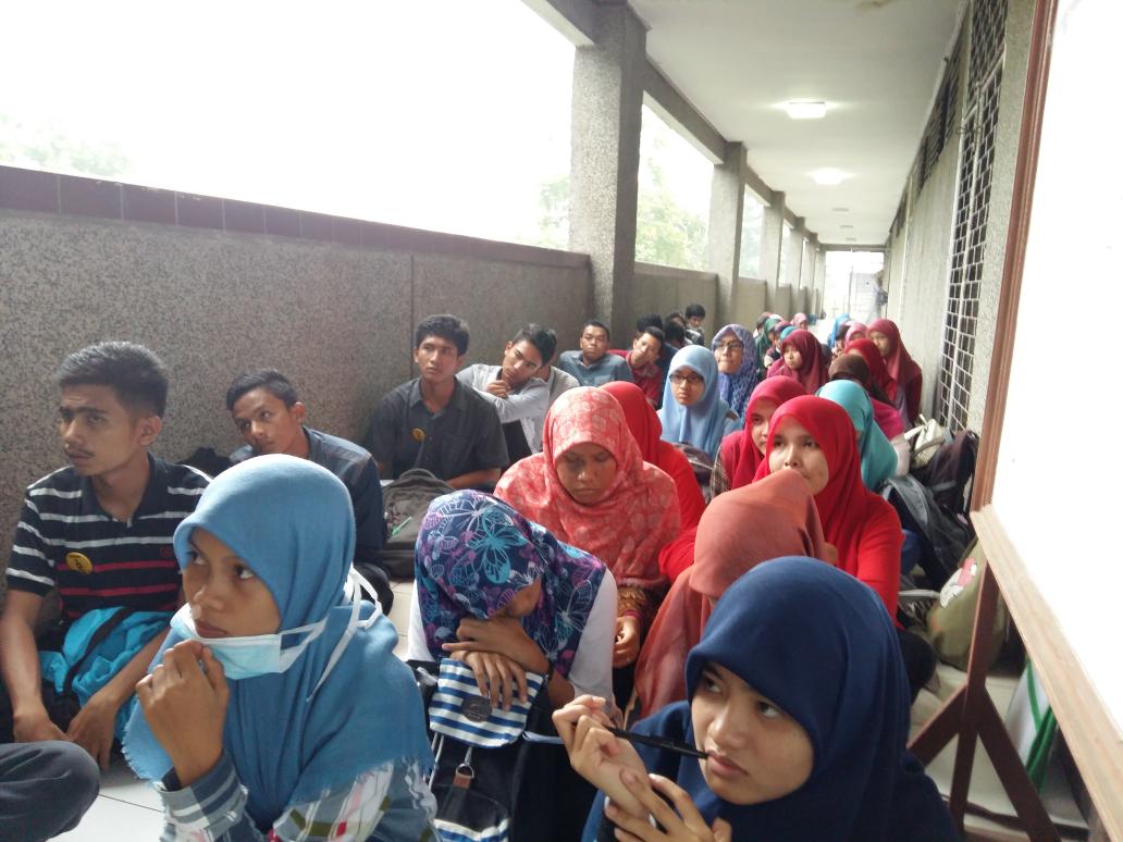 ATOMIC_14's tweet photo. Sedang berlangsung sosialisasi KOBAL (Kimia Obat Galau) 2015  @himka_Unand @InfoUnand @Genta_Andalas  #kobal2015 https://t.co/WgrUZrpfkL