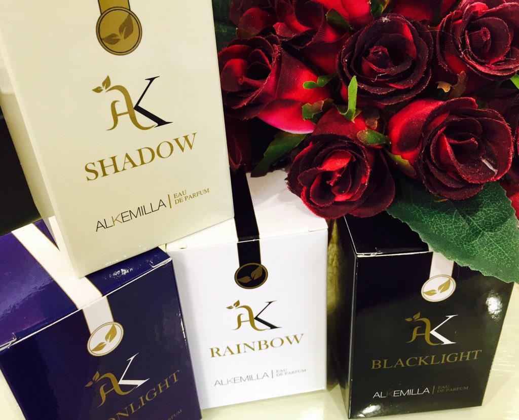 Bioalchemilla's tweet photo. Shadow, raimbow, moonlight, blacklight. I 4 profumi #alkemila disponibili sul nostro sito https://t.co/GxrYSWwfcQ ❤️ https://t.co/TL6bX6sxYV