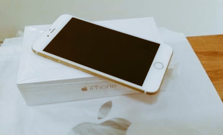 Netsol254's tweet photo. Good news guys!You can now get an iPhone 6 for Kshs 89,000 only.Visit us,Lavington Mall 1st Floor, for more.#iPhone6 https://t.co/MmrNiKMyNq