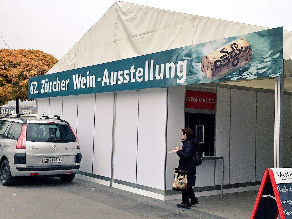 NewInZurich's tweet photo. Nearly #Expovina ! https://t.co/wNmooNC4rb #wineboats #zurich https://t.co/YFqjK7LRIH
