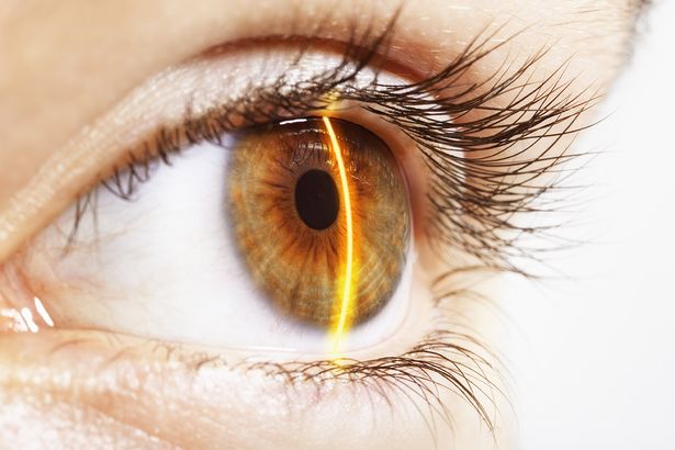 wellbelove's tweet photo. Cash machine will only dole out money when it's scanned your eye https://t.co/DfBEw1blRR #tech #banking https://t.co/pr426jCZdj