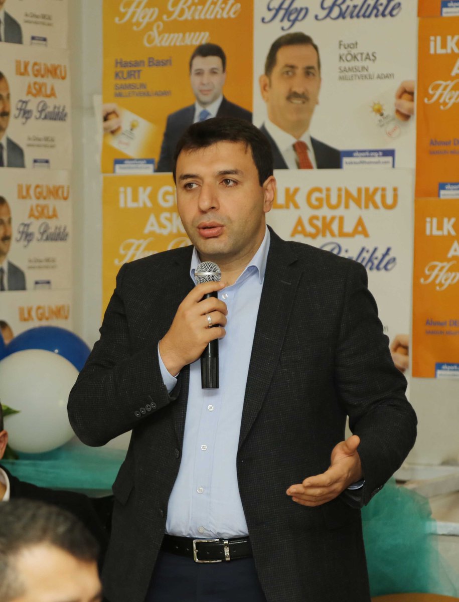 erdogantok55's tweet photo. AK Parti İlkadım Seçim Koordinasyon Merkezimizde geçmiş dönem belediye meclis üyelerimiz ile bir araya geldik. https://t.co/2HTSJigr2G