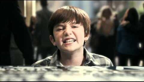 GreysonYeah's tweet image. RETWEET if you miss his gorgeous chubby cheeks 💓 because I do. ✨