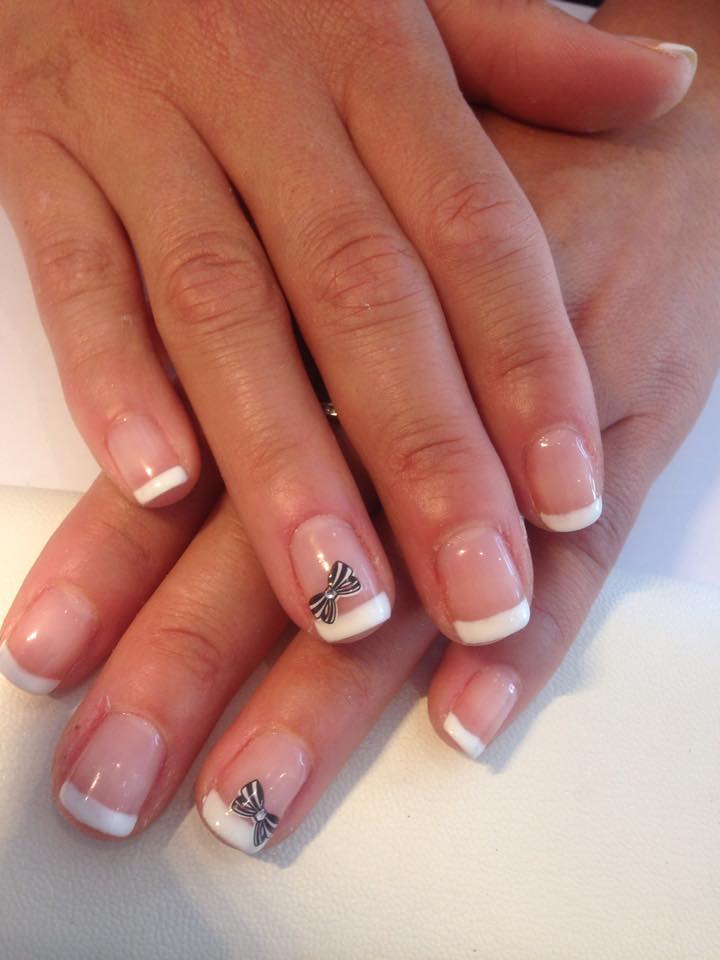 EmelFee's tweet image. @EmelFee VilleurbanneVous sublimeraDu Lundi au Vendredi 10h à 19h Fermé le Mercredi NON STOP SANS RENDEZ VOUS