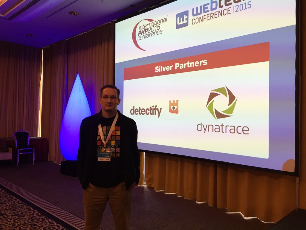 urbanisierung's tweet photo. Now @mikey179 talking about the hot shit! #webtechcon #ipc15 #1und1 https://t.co/v1UmAm3VmO