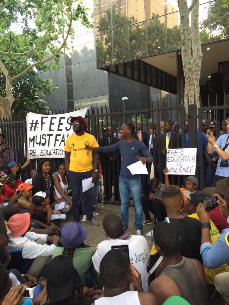 Sipho_Stuurman's tweet photo. #TUT students not pleased with Reserve Bank response that "it will look into the students concerns"  #sabcnews https://t.co/B9wm4ltxBY