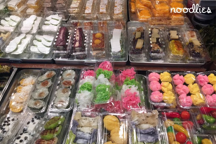 ThangNgo's tweet photo. Still dreaming of desserts at Thanon Khaosan #thainatown https://t.co/8dNW6Cp0zc