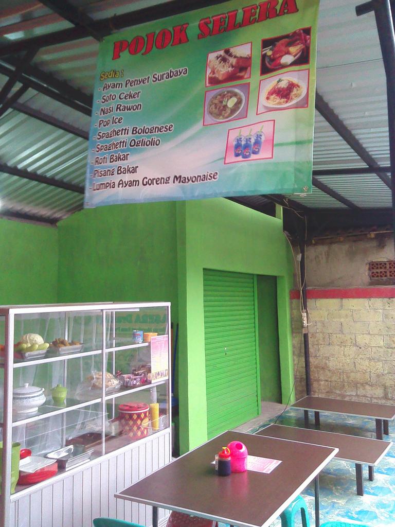 PujaseraDramaga's tweet photo. Telah dibuka Mini Cafe Al'Farabbi dan Ayam Penyet Surabaya Pondok Selera di @PujaseraDramaga https://t.co/gKk2Fwg5I2