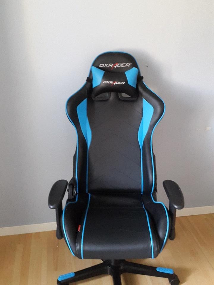 J_Pennanen's tweet photo. Moving 2day... let's get this packed... https://t.co/8XDHis4Fev