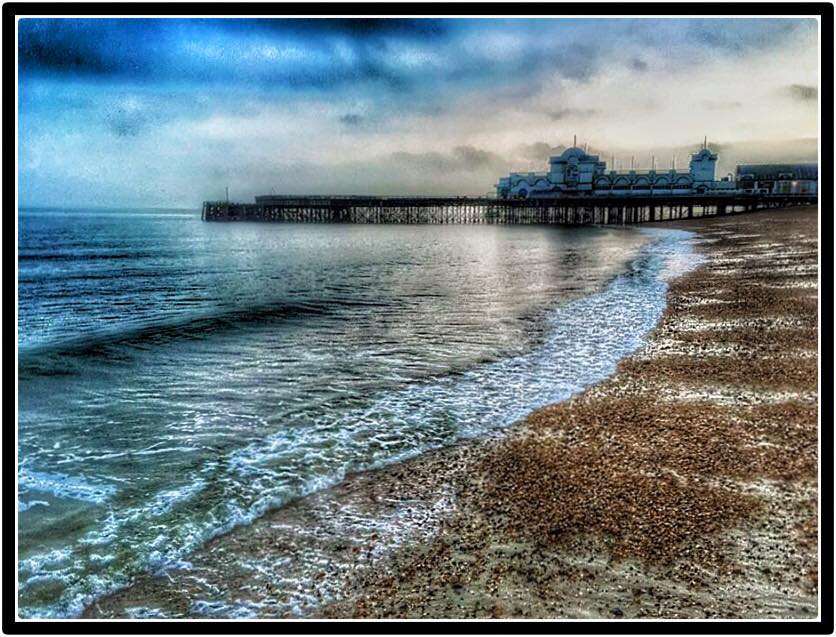 Love this shot from @JBPh0t0graphy of #Southsea Beach! #portsmouth #photography