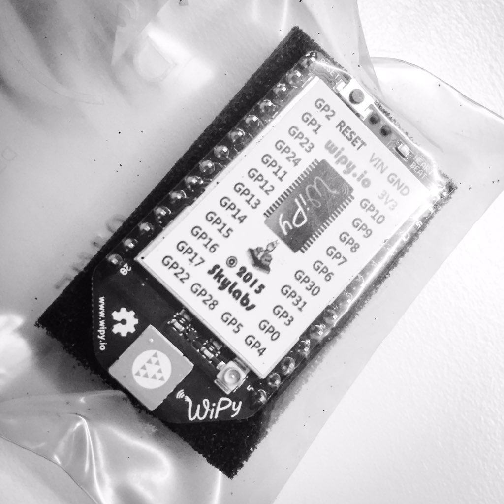 onyame's tweet image. New little #IoT device @wipyio  arrived :) #PythonPowered with @micropython