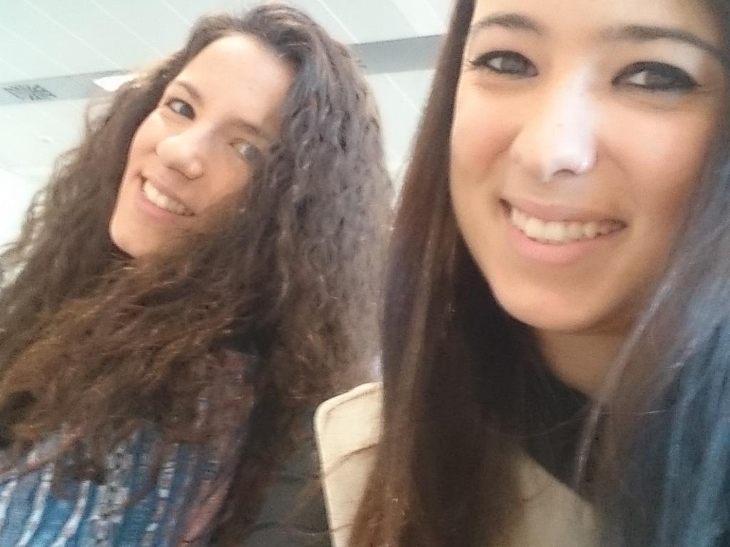 Montse171997's tweet photo. En 5 años me veo a @marilosanchez98 poniendome una multa por ir muy rapido a mi guarde @EstudiaEnLoyola #beloyola https://t.co/8JkaQnok2n