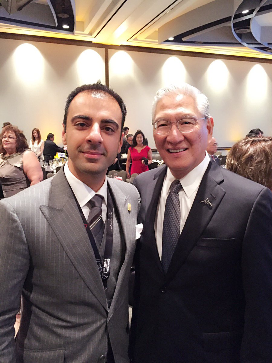 JohnRParsiani's tweet photo. ARIA at AREAA
John@Parsiani.com 
#AREAA #AREAANC15 #AriaOnTheBay #AllenOkamoto #JohnParsiani #VickySilvano #TinaMak https://t.co/vOuHJTL1do
