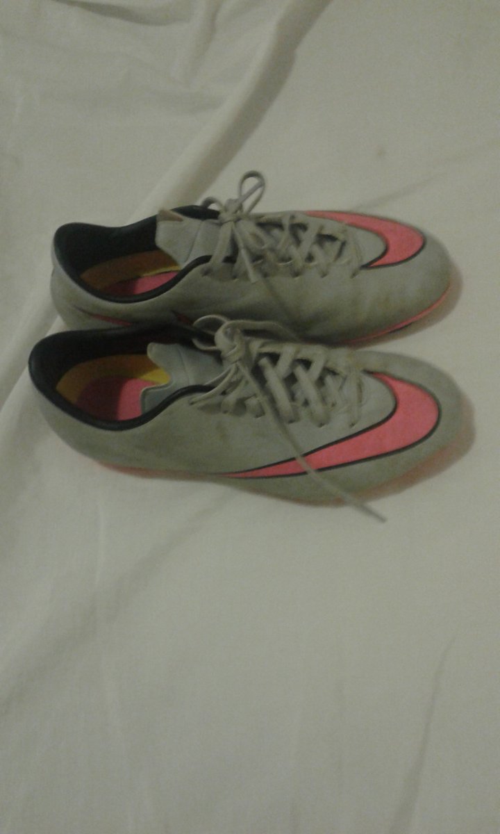 ScioJonathan's tweet image. c mes crompon de foot