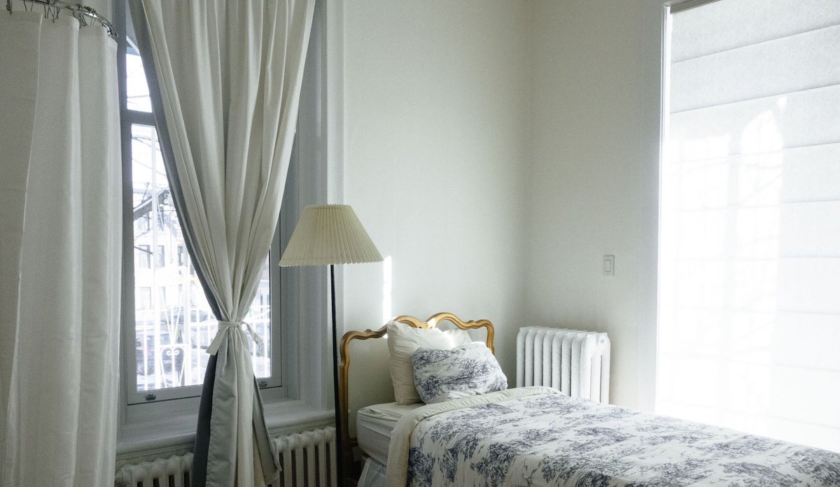 BrokersDirect's tweet photo. If home ownership is far off, you can find ways to make a rented property feel like home. https://t.co/zx46RiDmwp https://t.co/7aMQRC5JOc