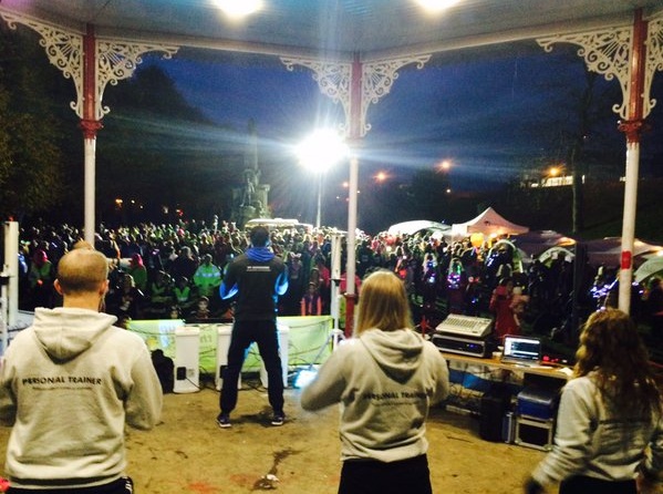 EmilyPilgrims's tweet photo. Thanks @LSFCanterbury @MKkentsfitness for the fantastic warm up at @PilgrimsHospice #LightuptheCity! Great photo! https://t.co/liaQoc6Ycp
