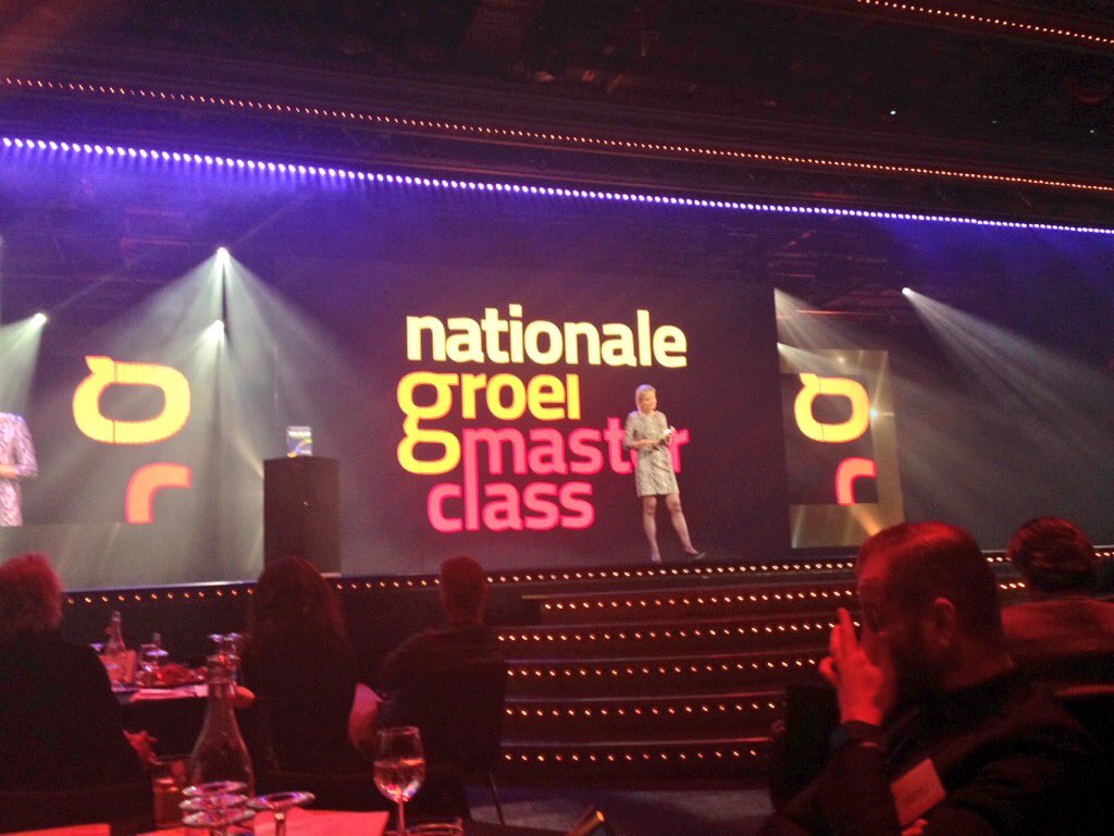 NLevator (@nlevator) on Twitter photo Nu onze groeiambassadeur <a href="/HeleenvanOord/">Heleen van Oord</a> over netwerken: Niet iets halen, maar ook iets brengen #netwerktip #NGMC2015 Nu onze groeiambassadeur <a href="/HeleenvanOord/">Heleen van Oord</a> over netwerken: Niet iets halen, maar ook iets brengen #netwerktip #NGMC2015