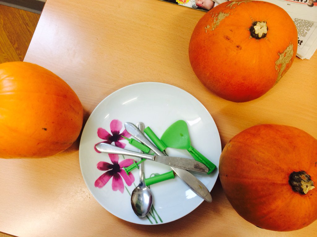 6507Express's tweet photo. Pumpkin carving in the staff room today who can create the spookiest face 😱 https://t.co/Dj7pyoS3i8