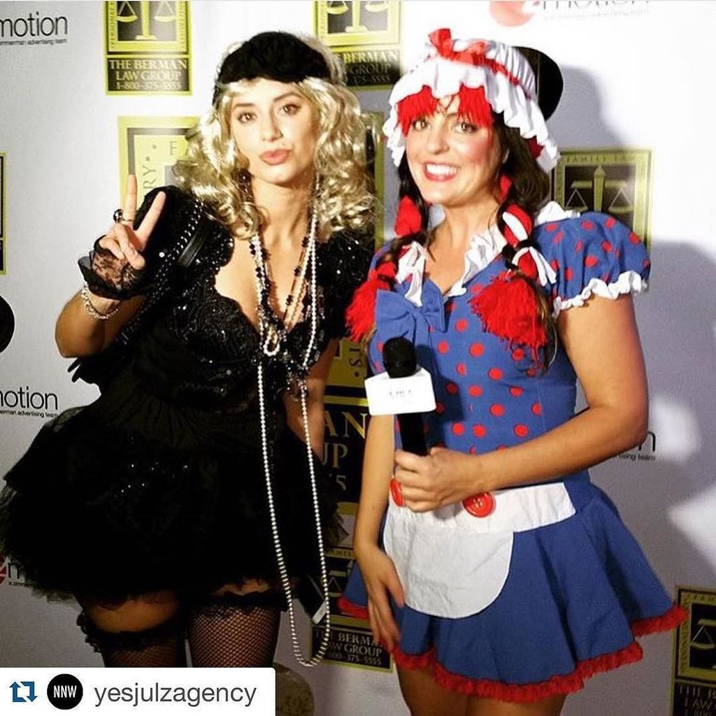 Minaa_lens's tweet photo. #Repost @yesjulzagency with @repostapp.
・・・
Spotted: Julz hosting #FrightNight2015 @ #BermanandBerman! Can you gues… https://t.co/xfp2DNdWX7