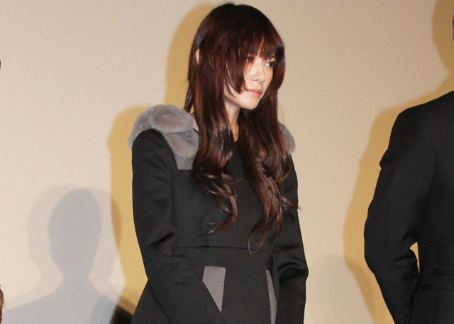 真木よう子は身長が低い バストが気になる コーディネート特集 タレント辞書