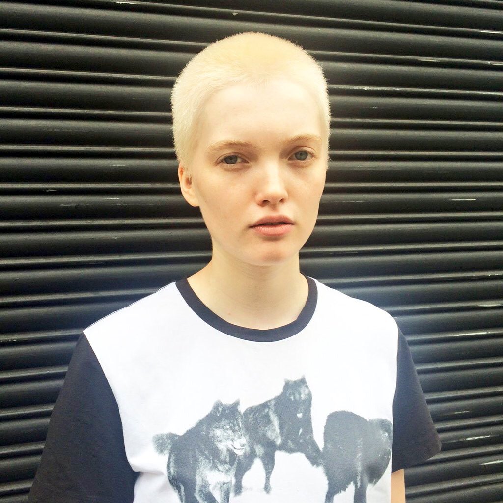 BLEACHLONDON's tweet photo. #TOTALBLEACH and #PEARL toner by @lorenmiles in our Dalston Salon 🐚 https://t.co/cODV6e6VmN
