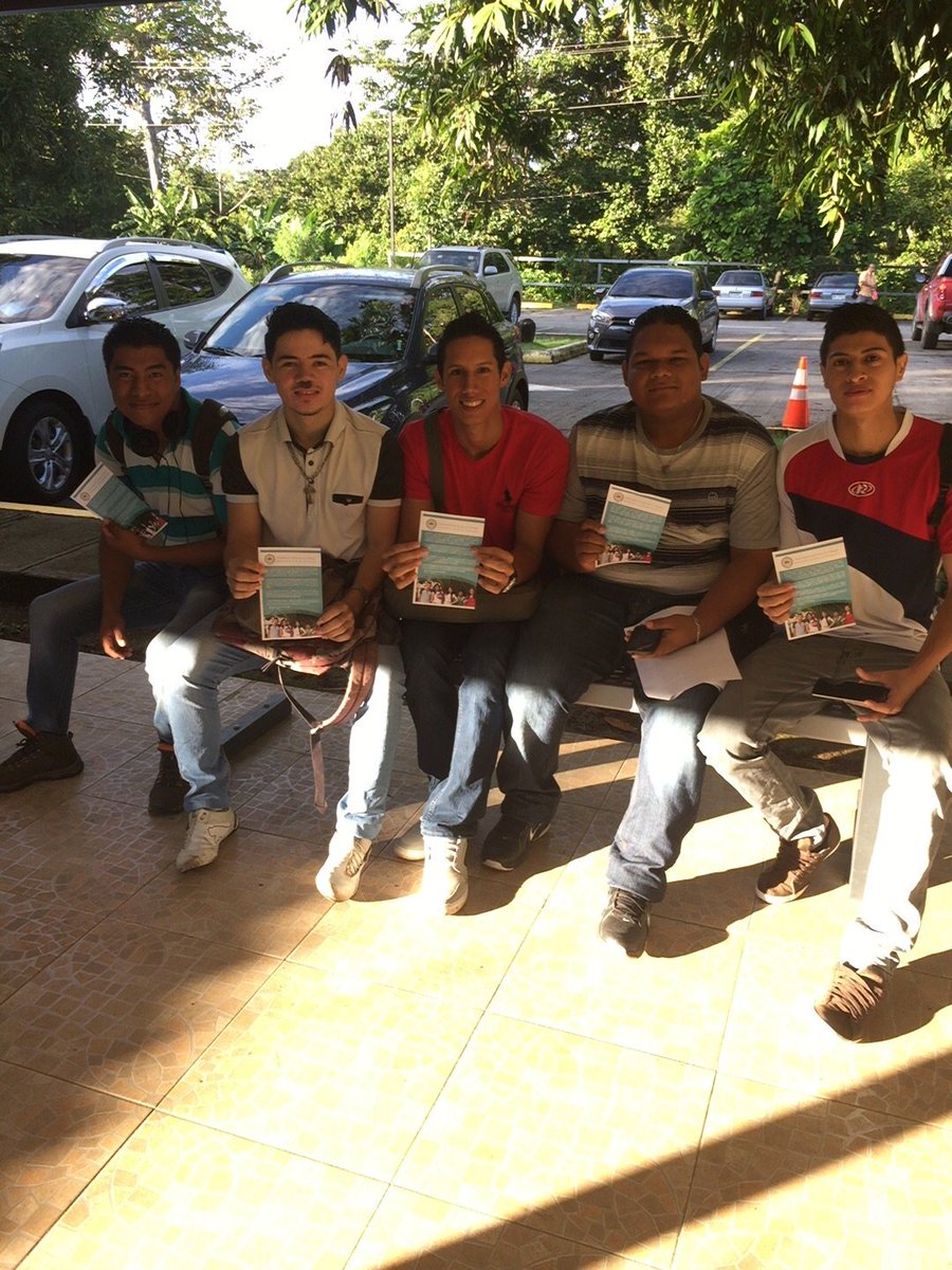 UNACHIpanama's tweet photo. Entrega de Alocución de la Rectora @EtelvinaBonagas por el Día del Estudiante @tvnnoticias @DiaaDiaPa @Meduca_Panama https://t.co/d13ijgMwiT