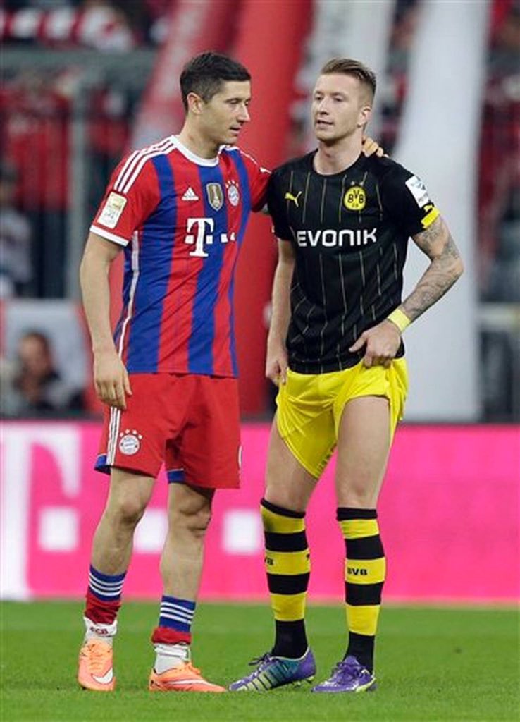ActuFoot_'s tweet photo. Marco Reus :"Lewandowski est très fort avec la balle et est l'un des meilleurs attaquants au monde pour moi." https://t.co/5q7TgczgS3