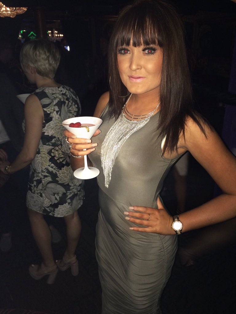 JemmaLyonsXx's tweet photo. Saturday night 🍸 https://t.co/GVxiPSkTlp