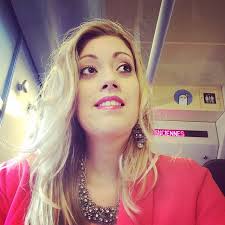 CandyCapri021's tweet image. Elle est trop jolie alllez voire ses vidéo ytb et abonnéé vous car vous rateé quelque chose