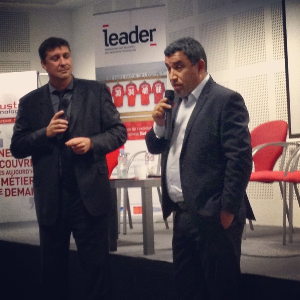 LeaderOccitanie's tweet photo. Soirée #LeaderLR avec @corinnelepage : l'accueil de @JBenabdillah, Président de LeadeR. https://t.co/rKE9RKqBjK