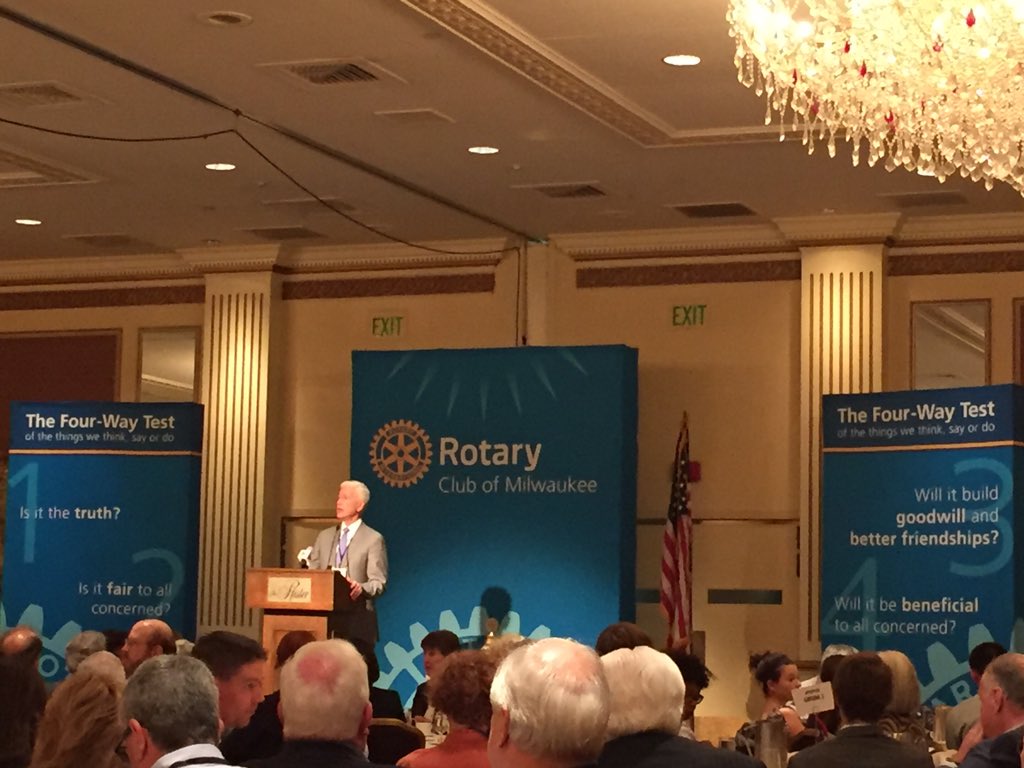 RotaractMKE's tweet photo. Thank you @mkerotary for inviting us to the Large Club Meeting @PfisterHotel https://t.co/tDr93fMn05