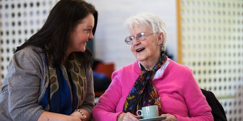 alzheimerssoc's tweet photo. We look at the problems people with dementia may experience with their sight https://t.co/XFaQeSppDV https://t.co/G0Iti1a4D3