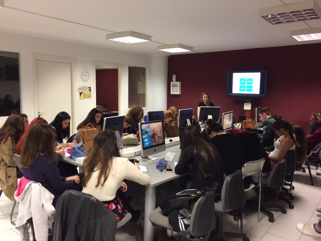 tsakarestou's tweet photo. Growth Marketing Strategies #penetration #Development #Diversification with @DiBirba at #ADandPRLab @cmc_panteion https://t.co/ReA8fIRsfp