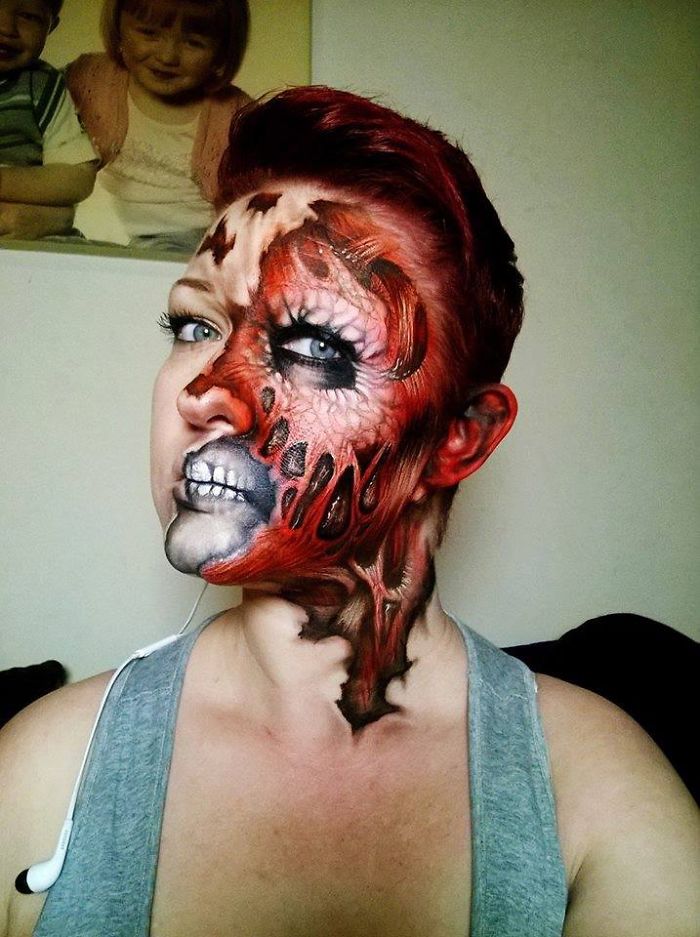 Podigyaudio's tweet photo. Make-up Artist Paints the Most Mind-Fucking, Scary Halloween Masks via @ArtSheepMag https://t.co/z61K8U9etw https://t.co/7IP3Rv9DvP