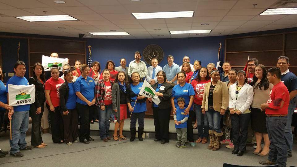 LUPE_rgv's tweet photo. ¡Se se puede! This morning, Hidalgo Co. Commissioners passed resolution in support of DACA &amp; DAPA. #rgv #immigration https://t.co/ScxVnywvZk