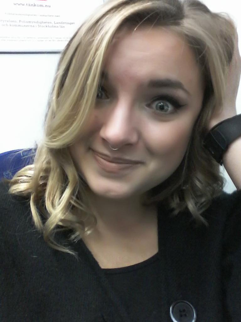 MarieMarieba's tweet photo. So excited for @thewombats concert tonight!!! https://t.co/70O9Cc6jzh