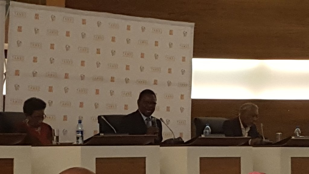 TamboFoundation's tweet photo. Speaking, Rev.Frank Chikane @DIRCO_ZA
#ORTamboMemorialLecture2015
#27October2015 https://t.co/QnhBJ0iiMe